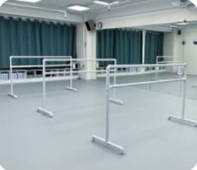 Moving Arts Studio 2