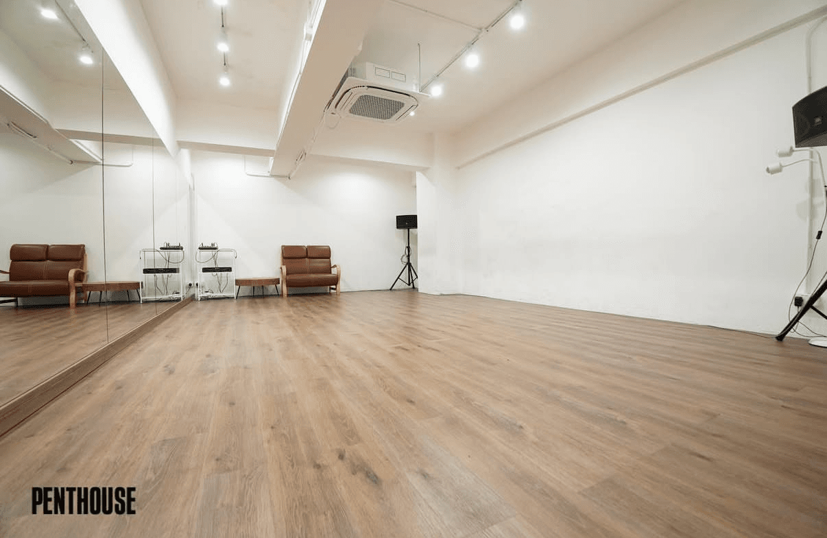 Penthouse Hong Kong 1