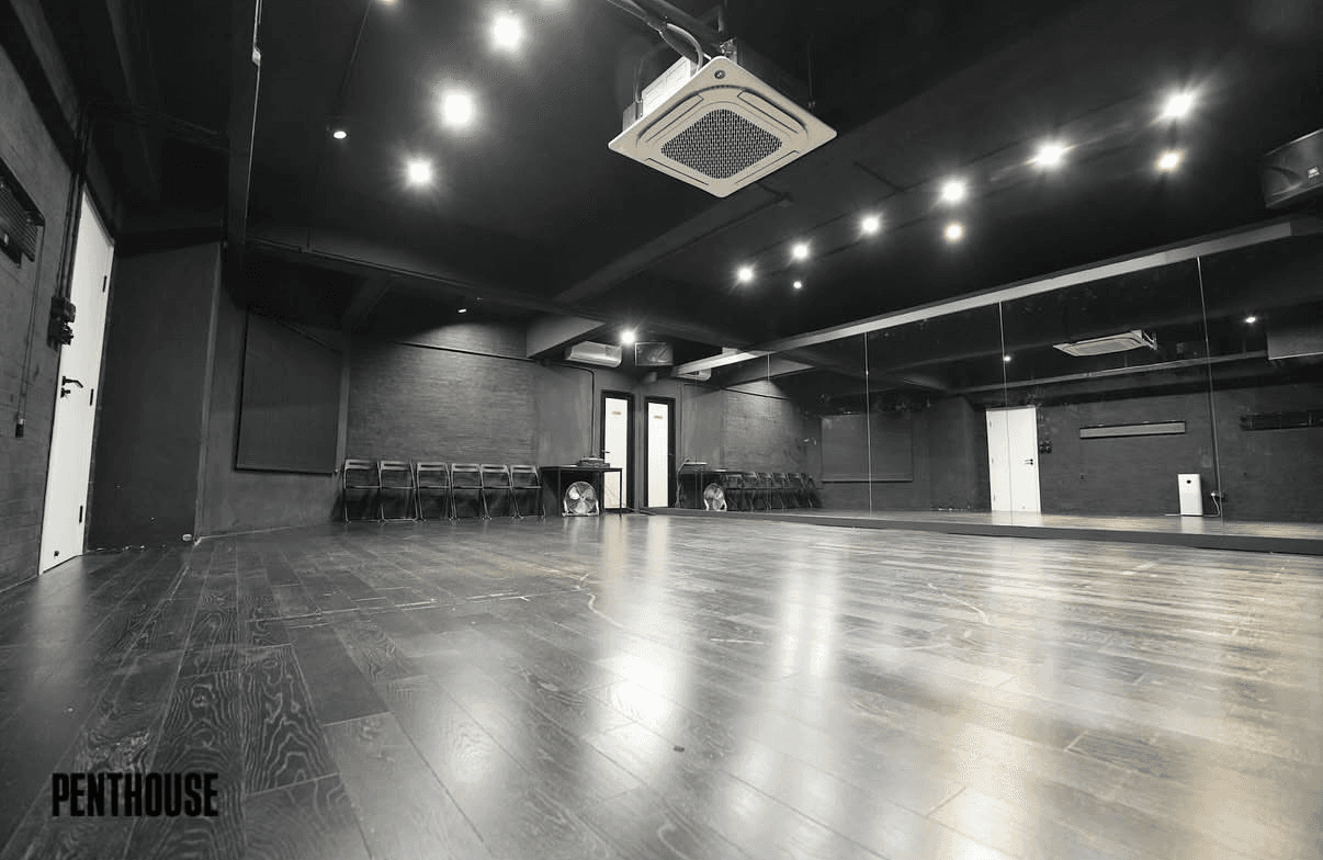 Penthouse Hong Kong 3