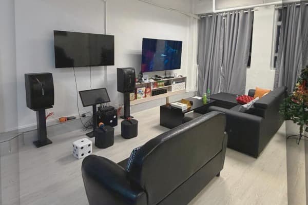 On9 Party Room 2